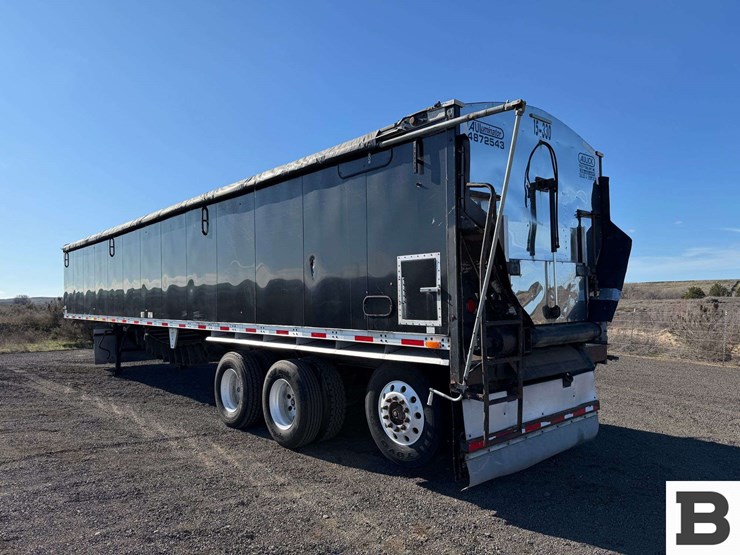 2015-valley-trailer-image-3