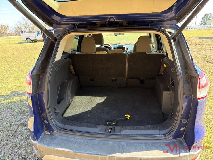 2014-ford-escape-se-image-15