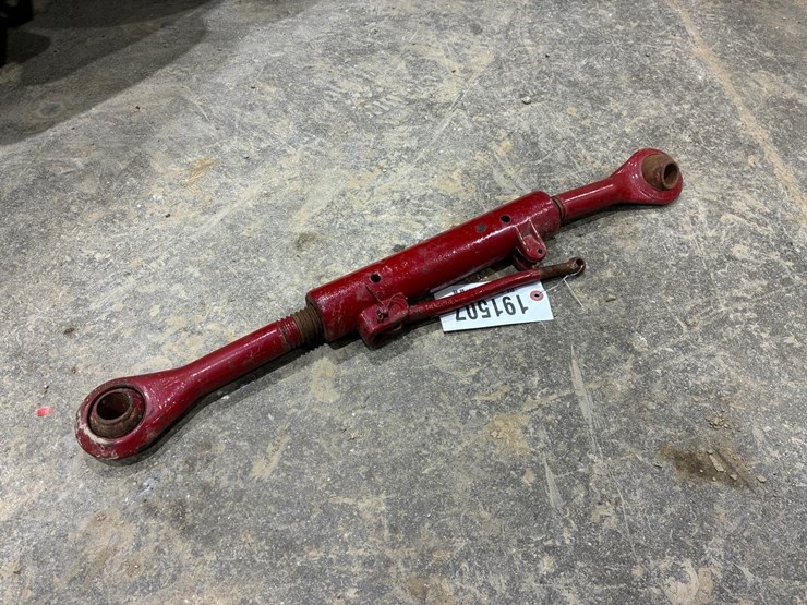 international-tractor-toplink-image-2