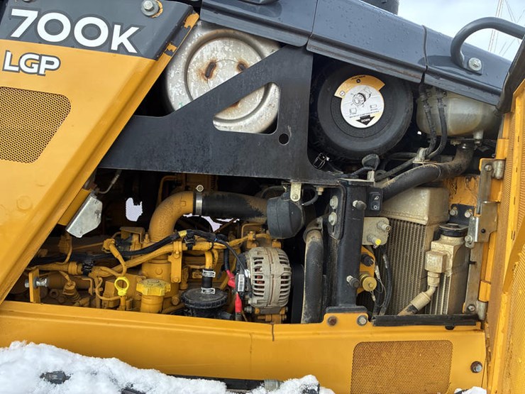 2020-john-deere-2020-image-40