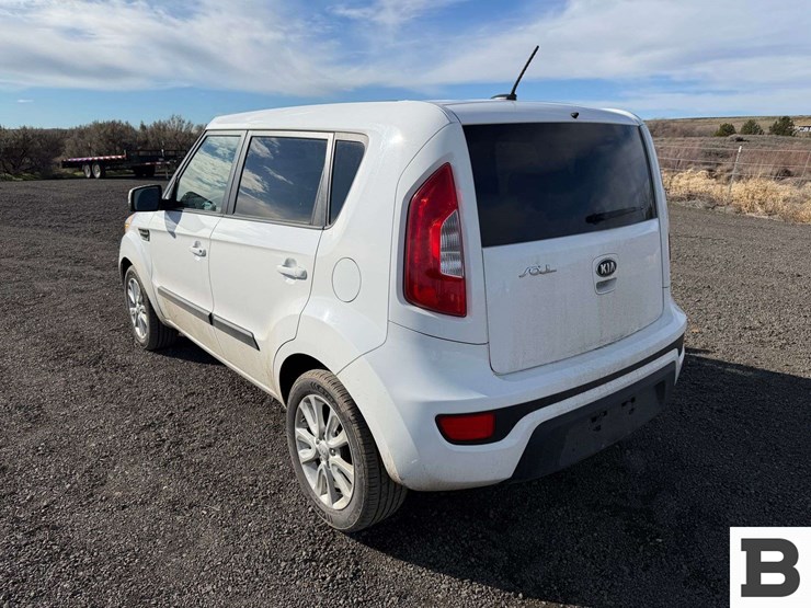 2013-kia-soul-mpv-image-4