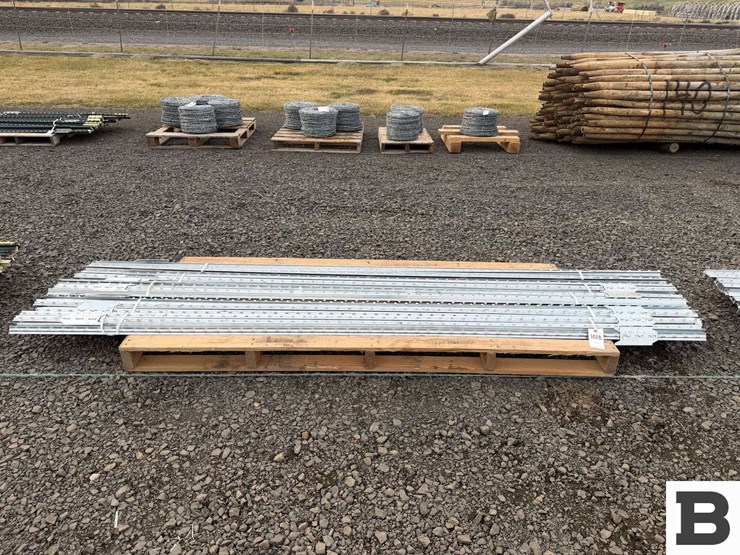 10'-galvanized-t-posts-image-1