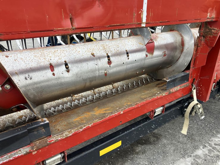 2011-case-ih-3020-image-7