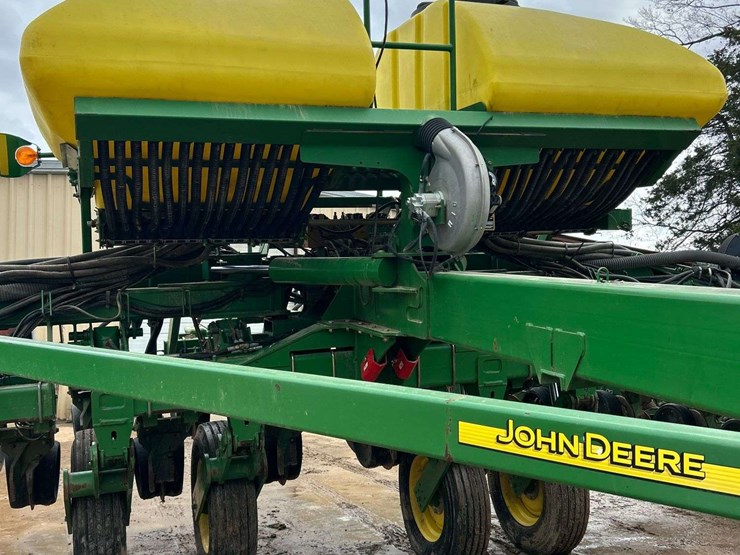 john-deere-1790-image-14