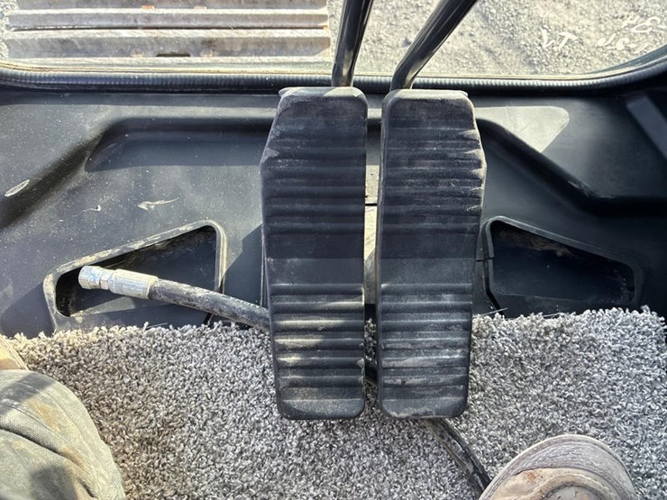 2017-komatsu-pc360-lc-11-image-77