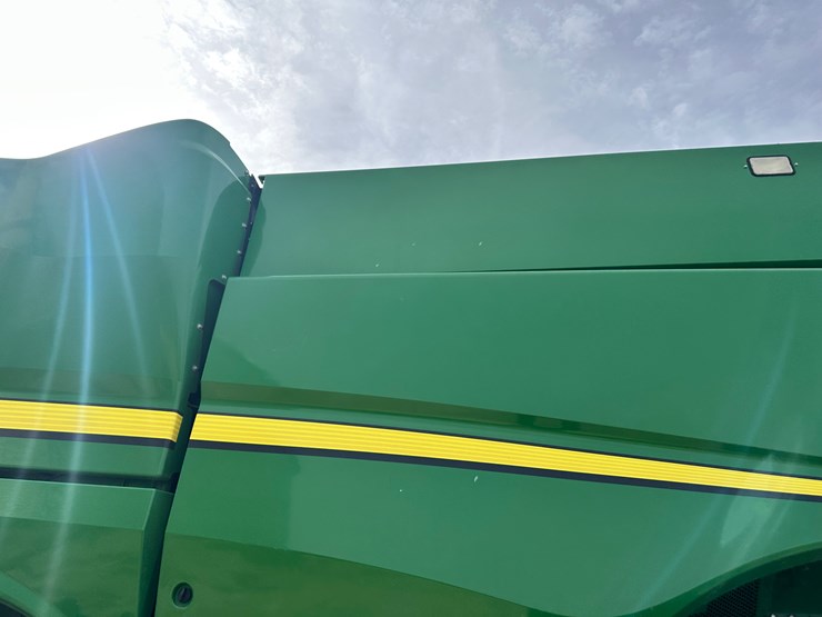 2020-john-deere-s770-image-37