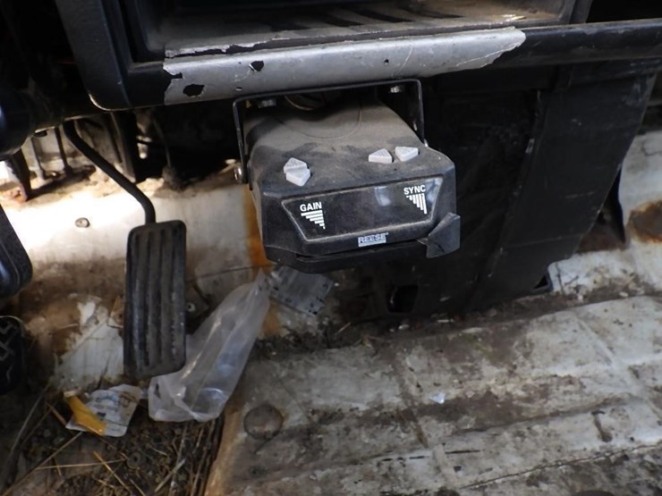 1992-isuzu-npr-image-28