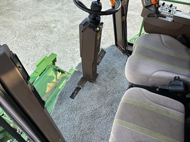 2009-john-deere-9570-sts-image-100