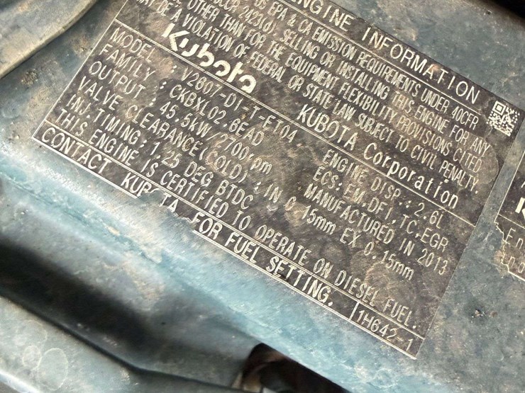 2013-bobcat-s570-image-21