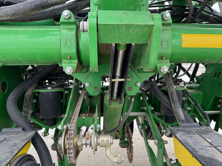 john-deere-1795-image-76