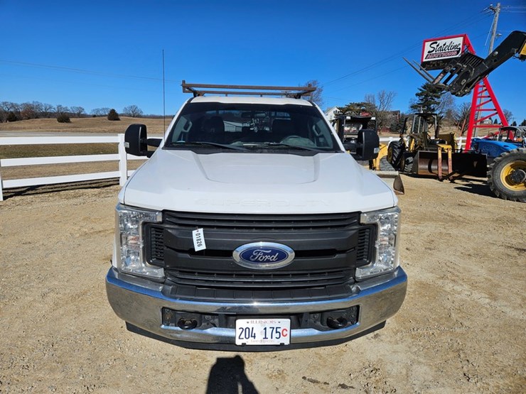 2017-ford-f250-xl-image-8