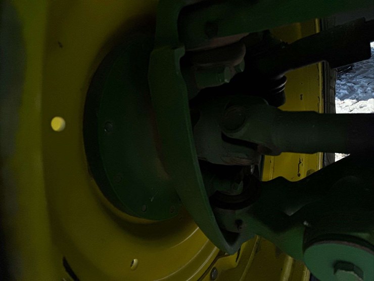 2012-john-deere-8310r-image-76