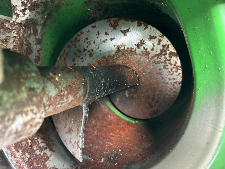 2013-john-deere-s690-image-77