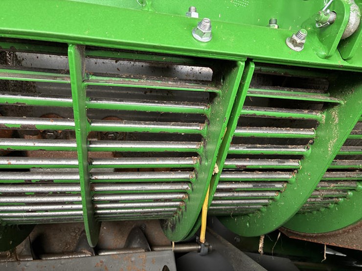 2011-john-deere-9670-sts-image-45