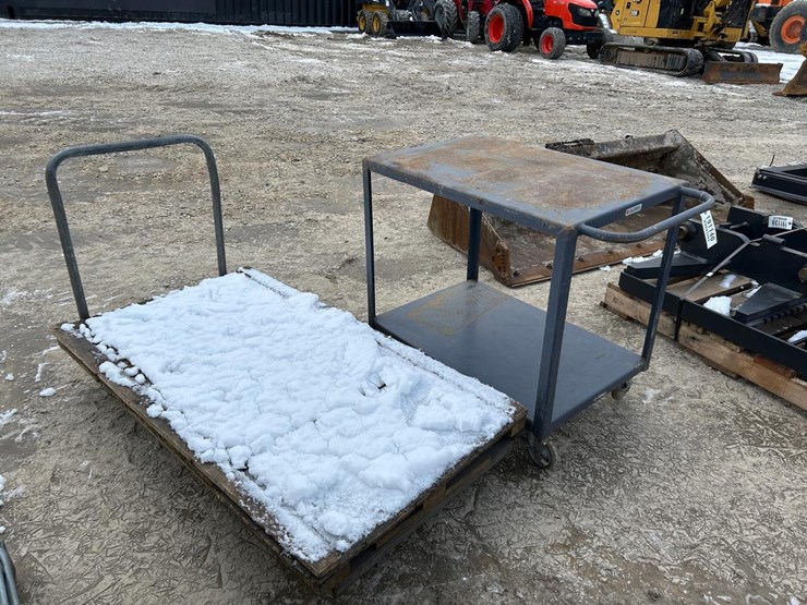 lot-of-carts-w/-wheels-image-3