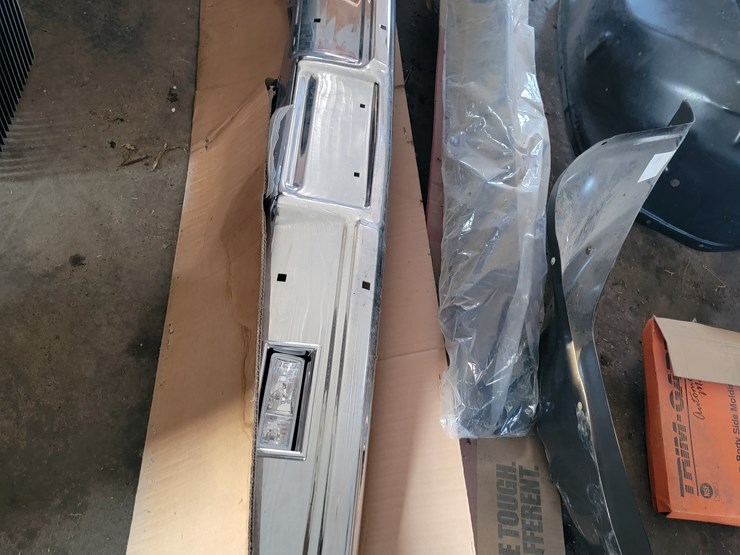 #8994-•-1985-1987-chevrolet-half-ton-body-parts-image-5