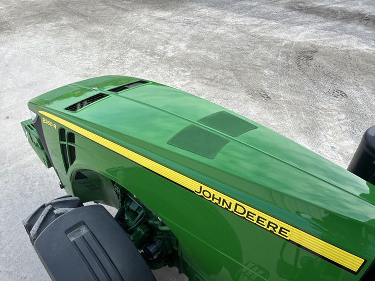 2012-john-deere-8260r-image-62