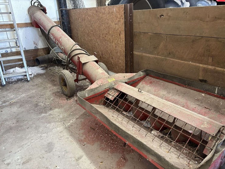 farm-king-10in-hydraulic-drive-unload-auger-image-1