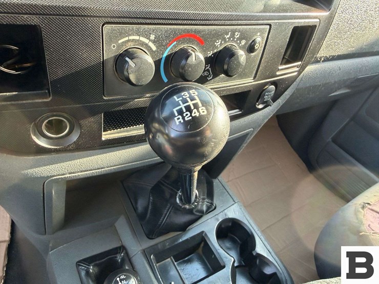 2006-dodge-ram-2500-image-19