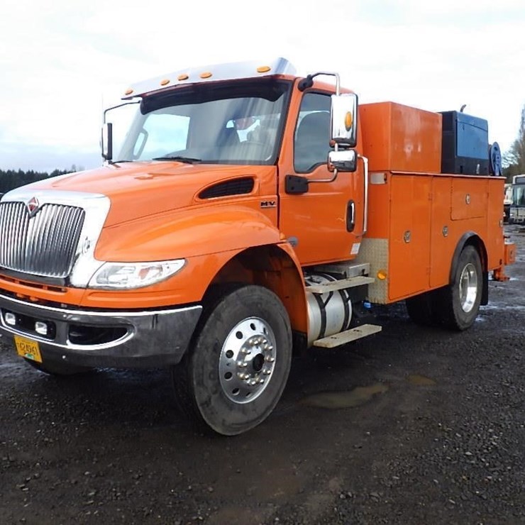 2021 INTERNATIONAL MV607