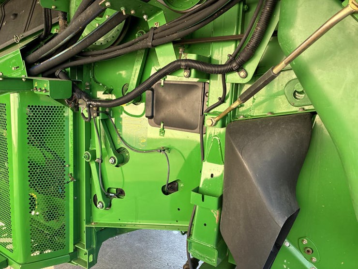 2008-john-deere-9870-sts-image-58