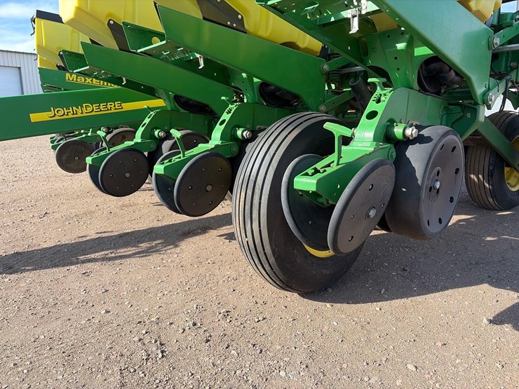 john-deere-1760-image-9