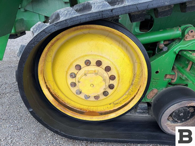 2014-john-deere-8310rt-image-22