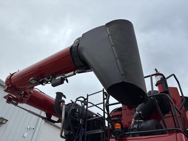 2024-case-ih-8250-image-14