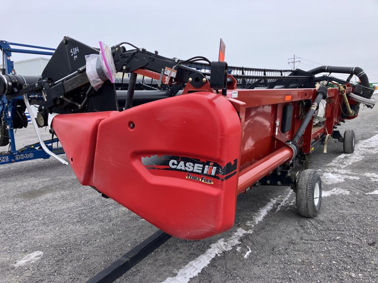 2011-case-ih-3020-image-2