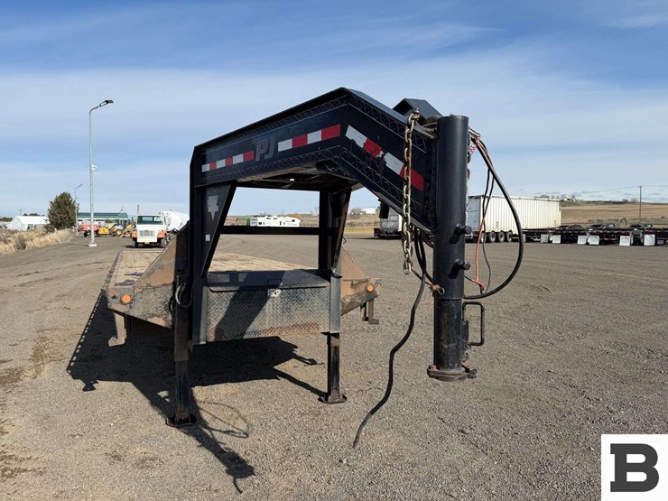 2014-pj-gooseneck-flatbed-trailer-image-9