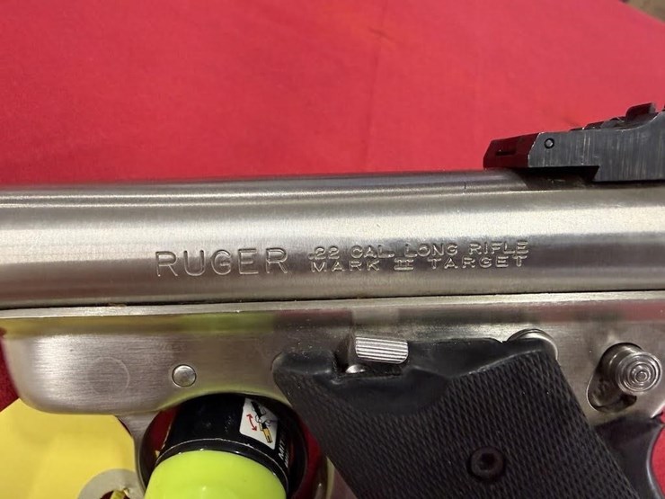 ruger-mark-ii-target-.22-pistol-image-3