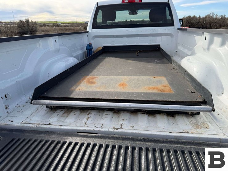 2013-dodge-2500-image-18