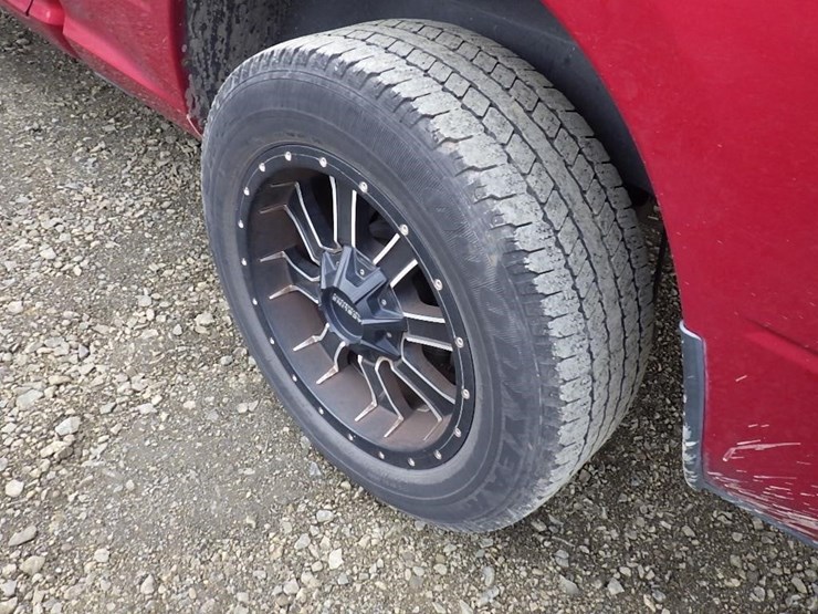 2011-dodge-1500-image-15