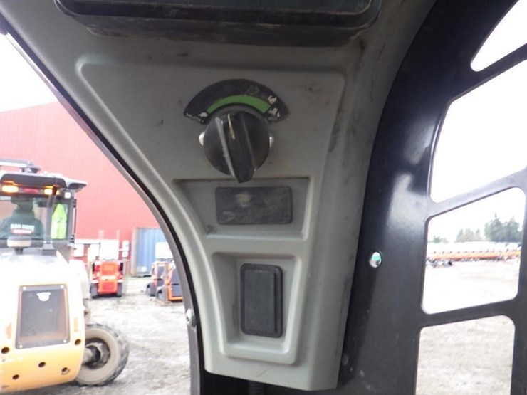 caterpillar-226d3-image-25