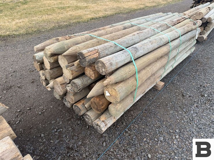 ..-wooden-posts-image-8