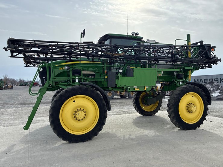 2014-john-deere-4830-image-10