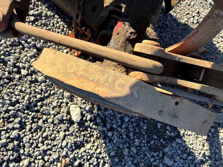 #114527-•-ih-3pt-sickle-mower-image-10