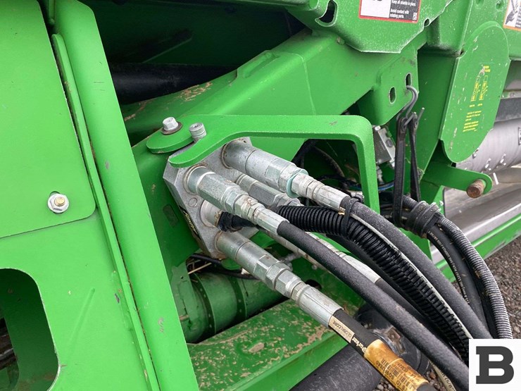 2019-john-deere-735fd-image-25