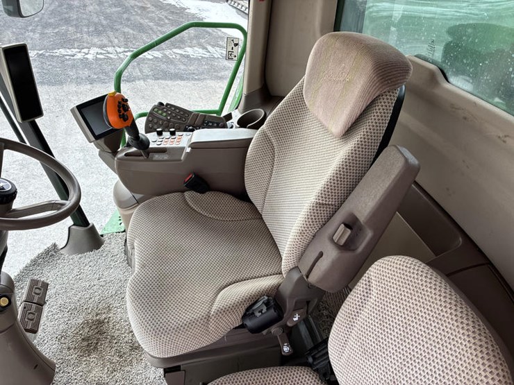 2013-john-deere-s690-image-99