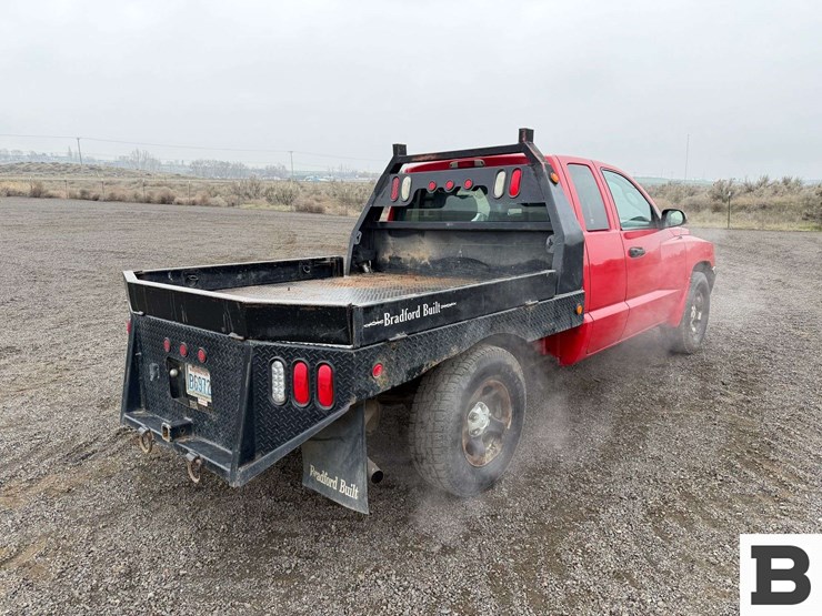 2005-dodge-dakota-image-5
