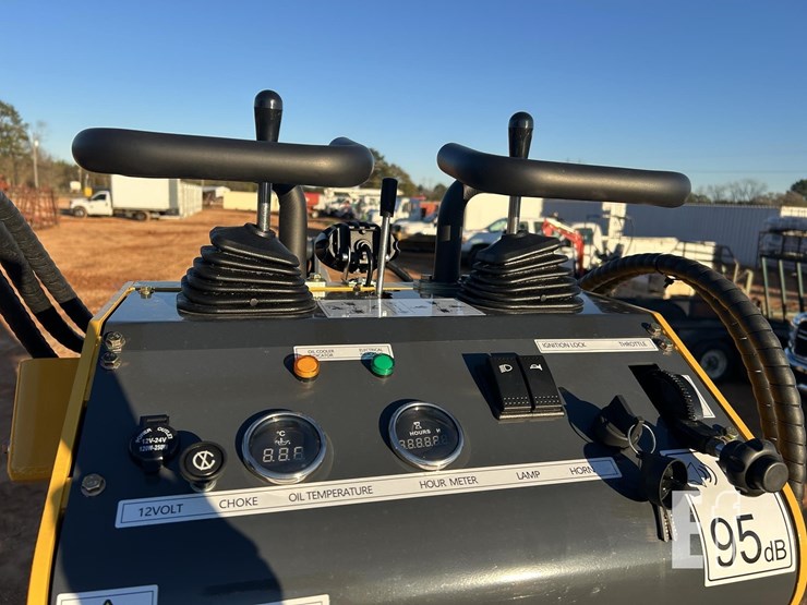 2025-mini-skid-steer-loader-sdlanch-image-5