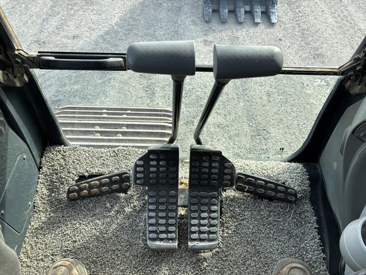 #5000-•-2017-jd-470g-lc-#1ff470gxjhf235084-image-70