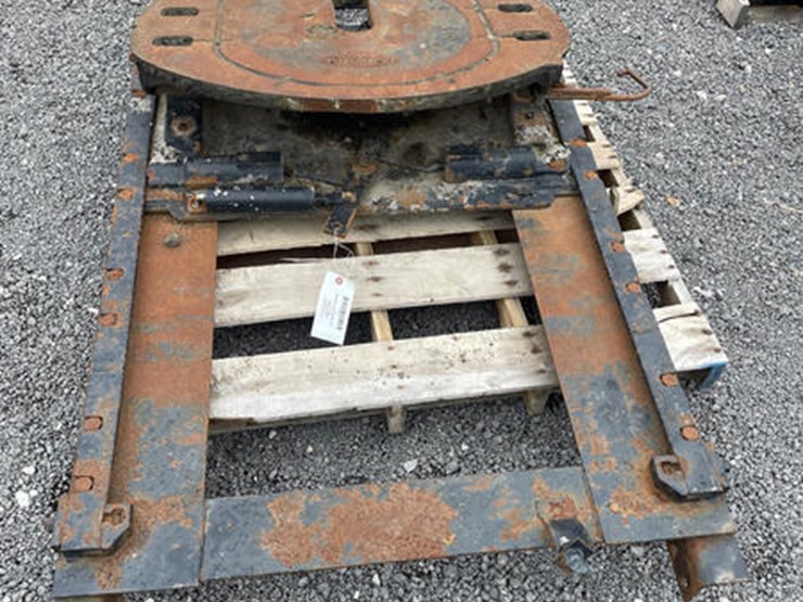 #114846-•-holland-5th-whl-image-1