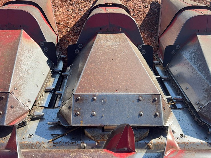 case-1083-corn-header-image-13