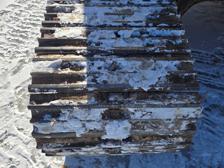 2016-deere-245g-lc-image-77