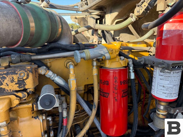 1986-freightliner-flc112-image-38