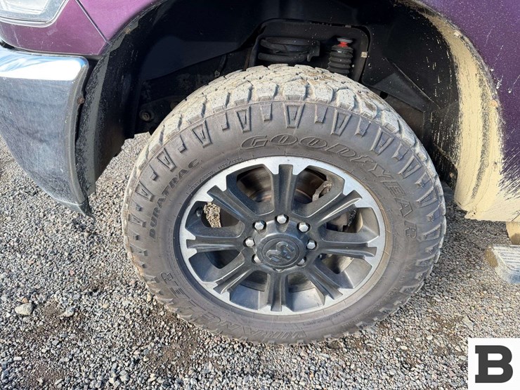 2015-dodge-2500-image-12