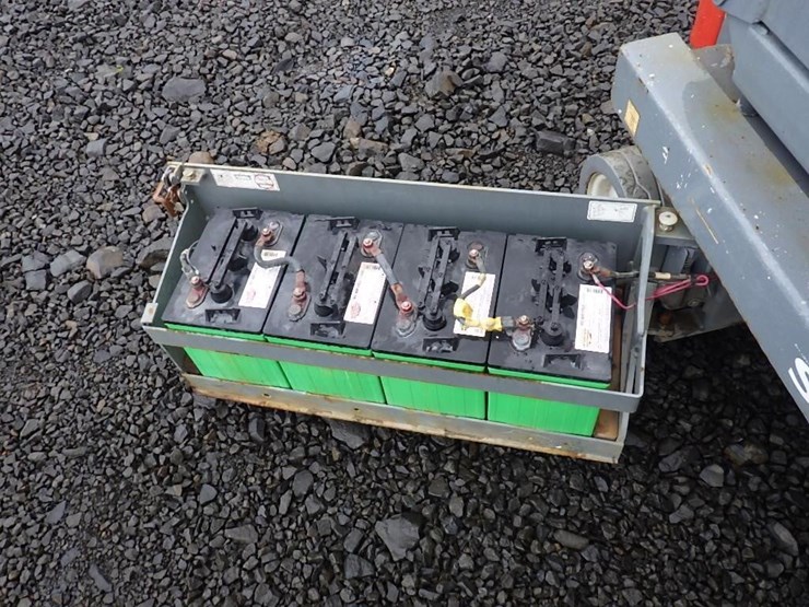 2013-skyjack-sjiii3219-image-13