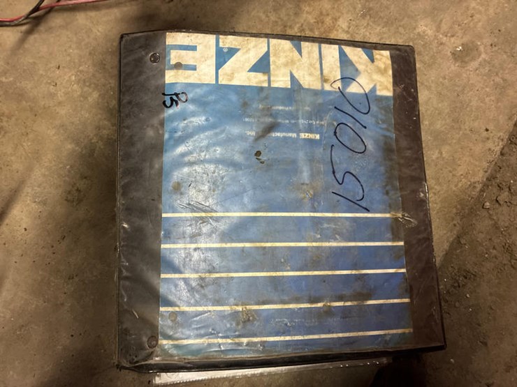 1999-kinze-2500-image-65