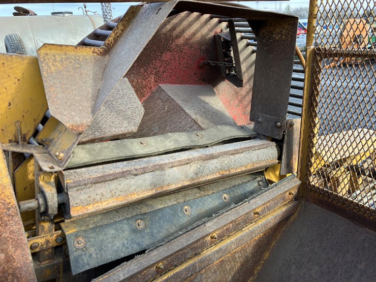 haybuster-h106-image-7